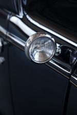 Ford V8 DeLuxe 3-Window Coupe 1932 года